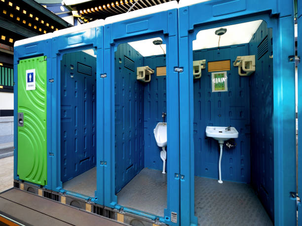 Porta potty delivery and setup in Chapman, KS